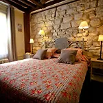 De La Tulipe Hotel 3*