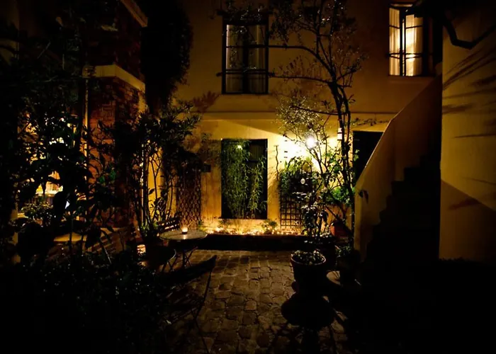 מלון De La Tulipe פריז