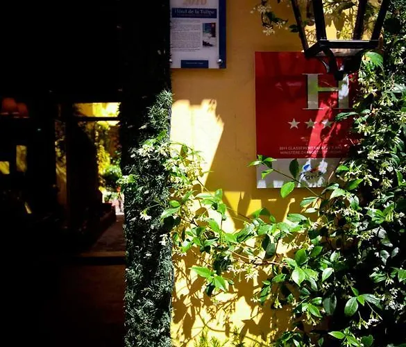 De La Tulipe מלון