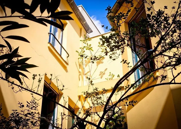 De La Tulipe מלון