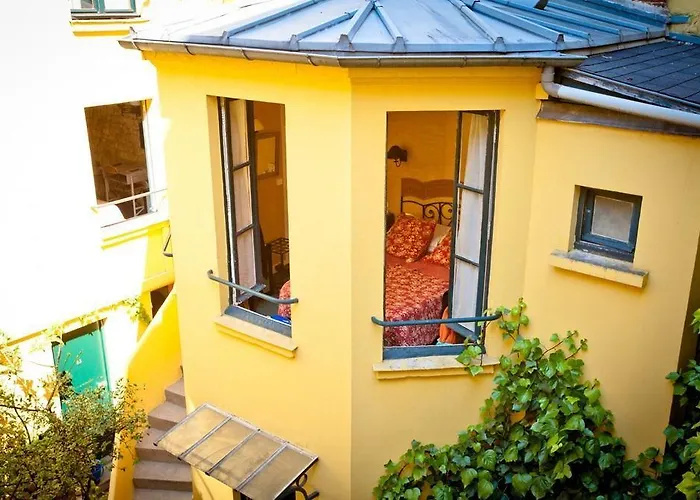 De La Tulipe מלון 3*