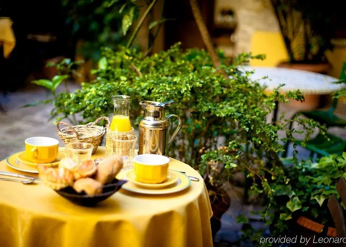 De La Tulipe מלון 3*