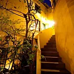 De La Tulipe 3* Paris