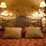 De La Tulipe Hotel 3*